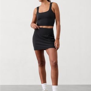 Athleta SALUTATION STASH 14 1/2 “ SKORT